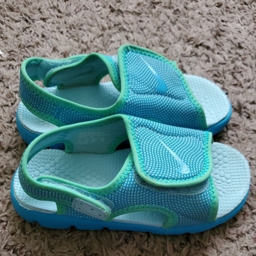 Girl's Sandals